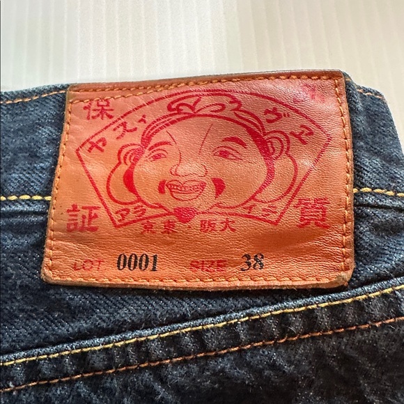 EVISU Cotton Denim Embroidered Blue Jean Shorts 38 like new tagged 38 waist - Picture 7 of 14